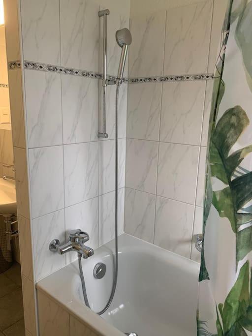 2 Bedroom Near And Centre - D5 * Zurich