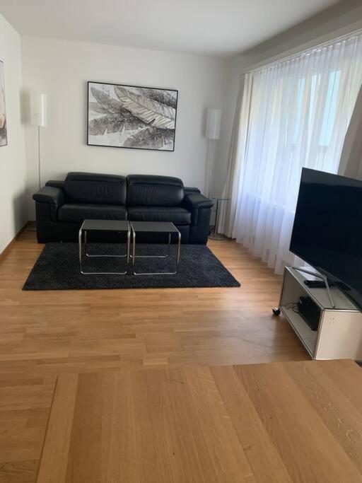 Apartment 2 Bedroom Near And Centre - D5